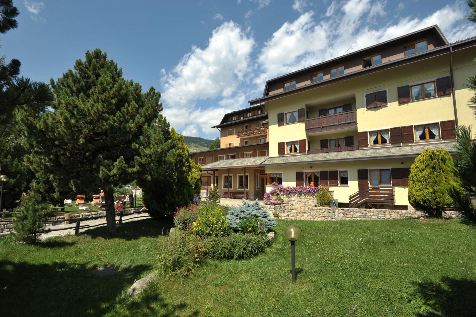 Residence Sci Sport Бормио Екстериор снимка